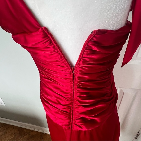 Cache Red Silk Halter High-Low Dress in Size 6 - Picture 13 of 13